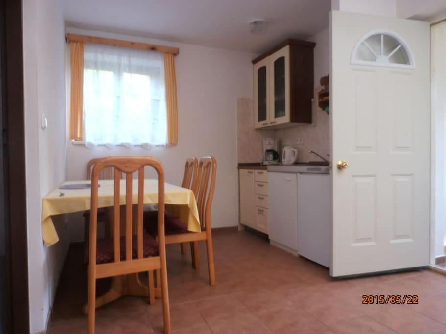 Ubytovani U Machova Jezera - Apartmany - Ludmila Grulisova 多克西 外观 照片